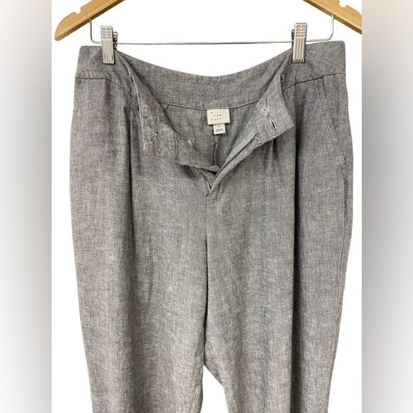 A New Day Gray Pleated Front Pants Size 8 - Picture 3 of 6